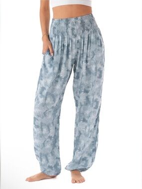 Lotus & Luna Biscay Bay Harem Pants in Light Blue Tie-Dye M